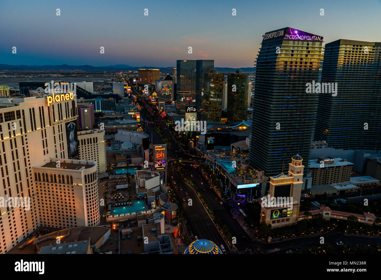 Vista aerea della Strip di Las Vegas in Nevada di notte - USA Foto Stock