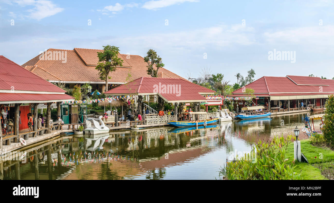 Hua Hin Sam Nam Phan mercato galleggiante, Thailandia Foto Stock