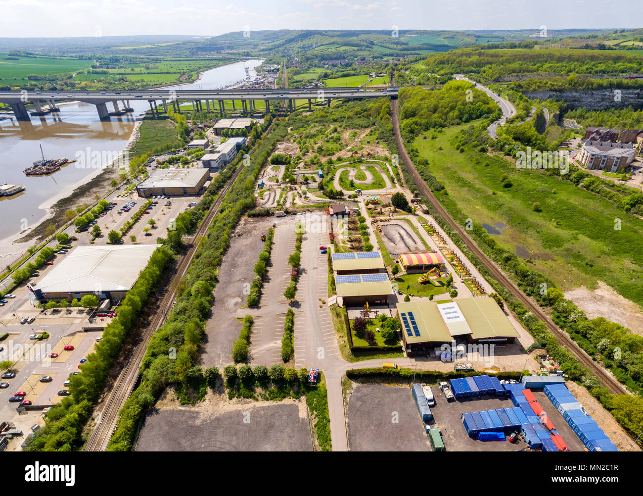 Vista aerea del Diggerland, Rochester, Kent, Regno Unito Foto Stock