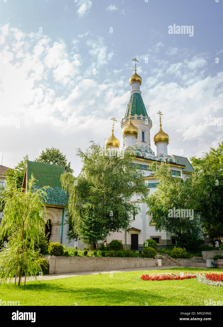 La Chiesa Russa o la chiesa di San Nicholas il Miracle-Maker in Sofia Bulgaria centro città Foto Stock