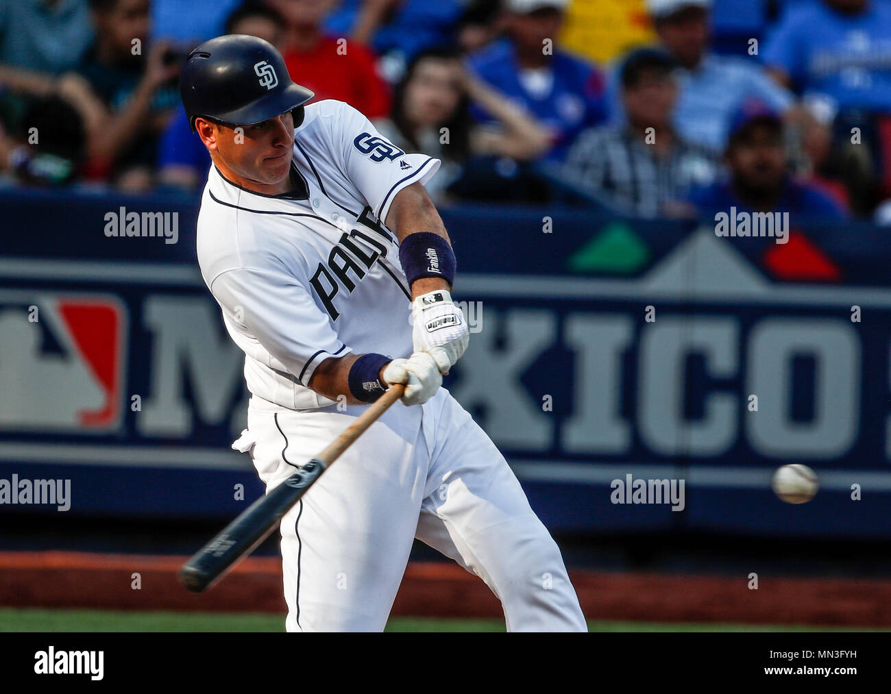 Acciones del Partido de beisbol, Dodgers de Los Angeles contra Padres de San Diego, tercer juego de la Serie en Mexico de las Ligas Mayores del Beisbol, realizado en el Estadio de los Sultanes de Monterrey, Messico el domingo 6 de Mayo 2018. (Foto: Luis Gutierrez) Foto Stock