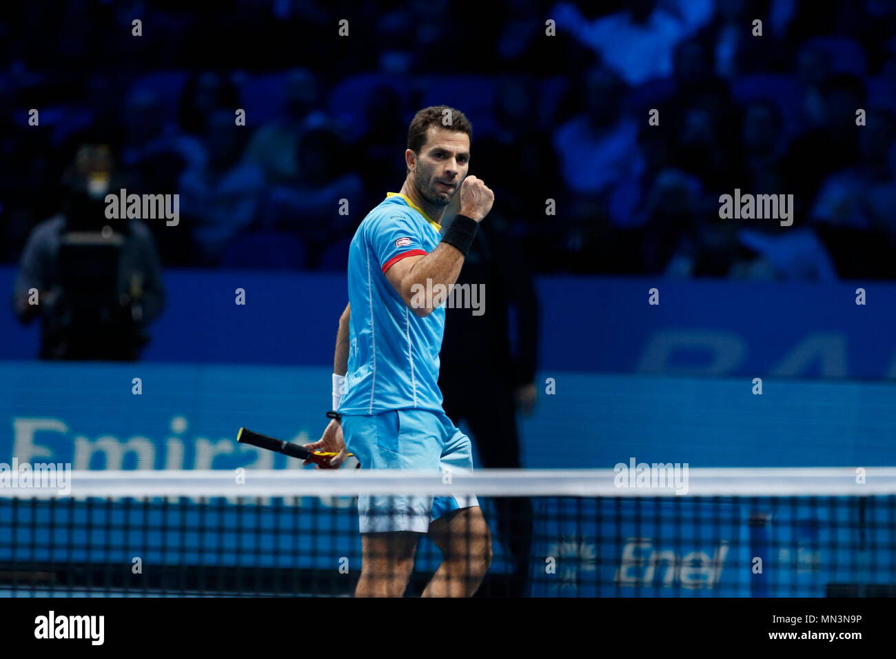 Rohan Bopanna & Florin Mergea vs Jean-Julien Rojer & Horia Tecau durante la partita finale del 2015 Barclays ATP World Tour Finals - O2 Arena di Londra Inghilterra. 22 Novembre 2015 Foto Stock