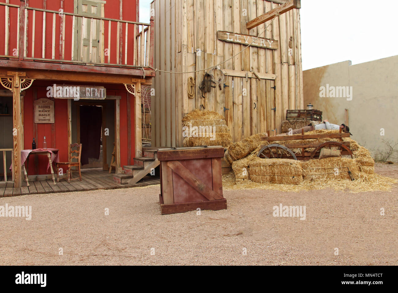 Case occidentali sul palco dell'O.K. Corral gunfight in oggetto contrassegnato per la rimozione definitiva, Arizona Foto Stock