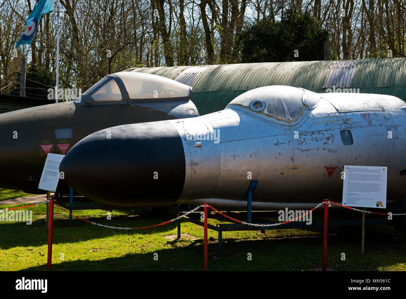 English Electric Canberra guerra fredda aeromobili militari, nel Norfolk e nel Suffolk Aviation Museum, Flixton, Suffolk, Regno Unito. Foto Stock