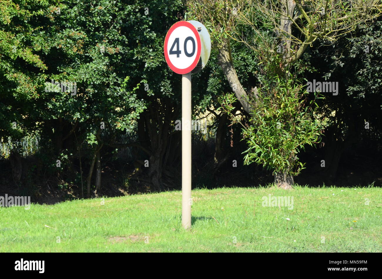 40 MPH cartello stradale Foto Stock