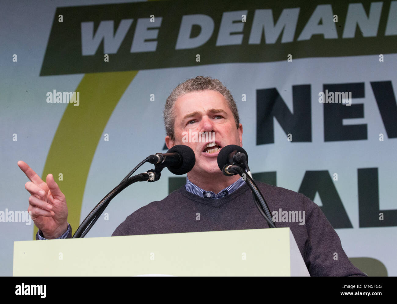 Mark Serwotka, Segretario generale dei servizi pubblici e commerciali unione, parlando in un rally in Hyde park Foto Stock