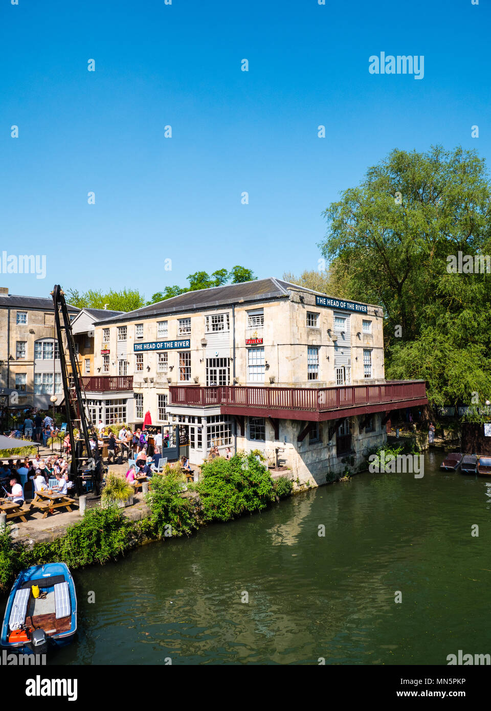 Capo di Fiume Hotel, Pub, ristorante, il fiume Tamigi, Oxford, Oxfordshire, Inghilterra, Regno Unito, GB, UK. Foto Stock