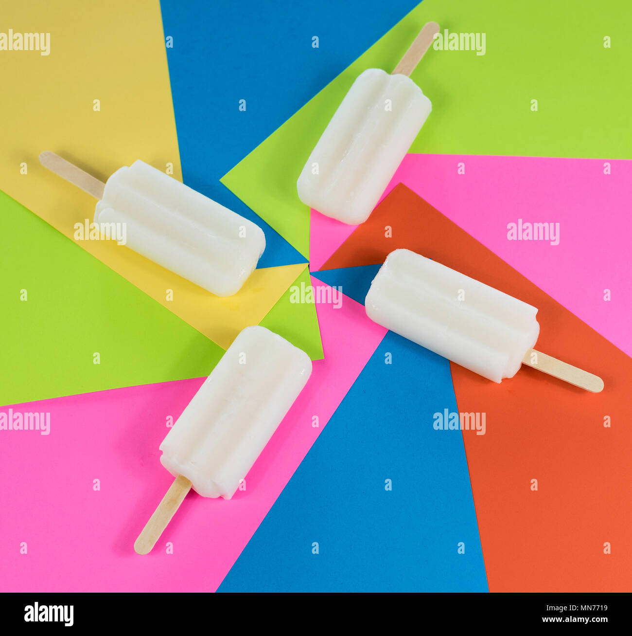 Popsicles, Freezer pop, pop di ghiaccio o di gelato o di sfondo texture Foto Stock