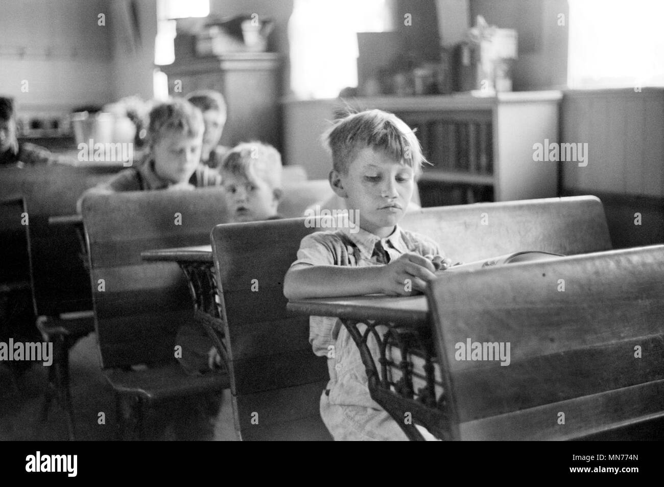 Gli studenti in auletta scuola rurale, Wisconsin, USA, John Vachon PER GLI STATI UNITI Amministrazione di reinsediamento, Settembre 1939 Foto Stock
