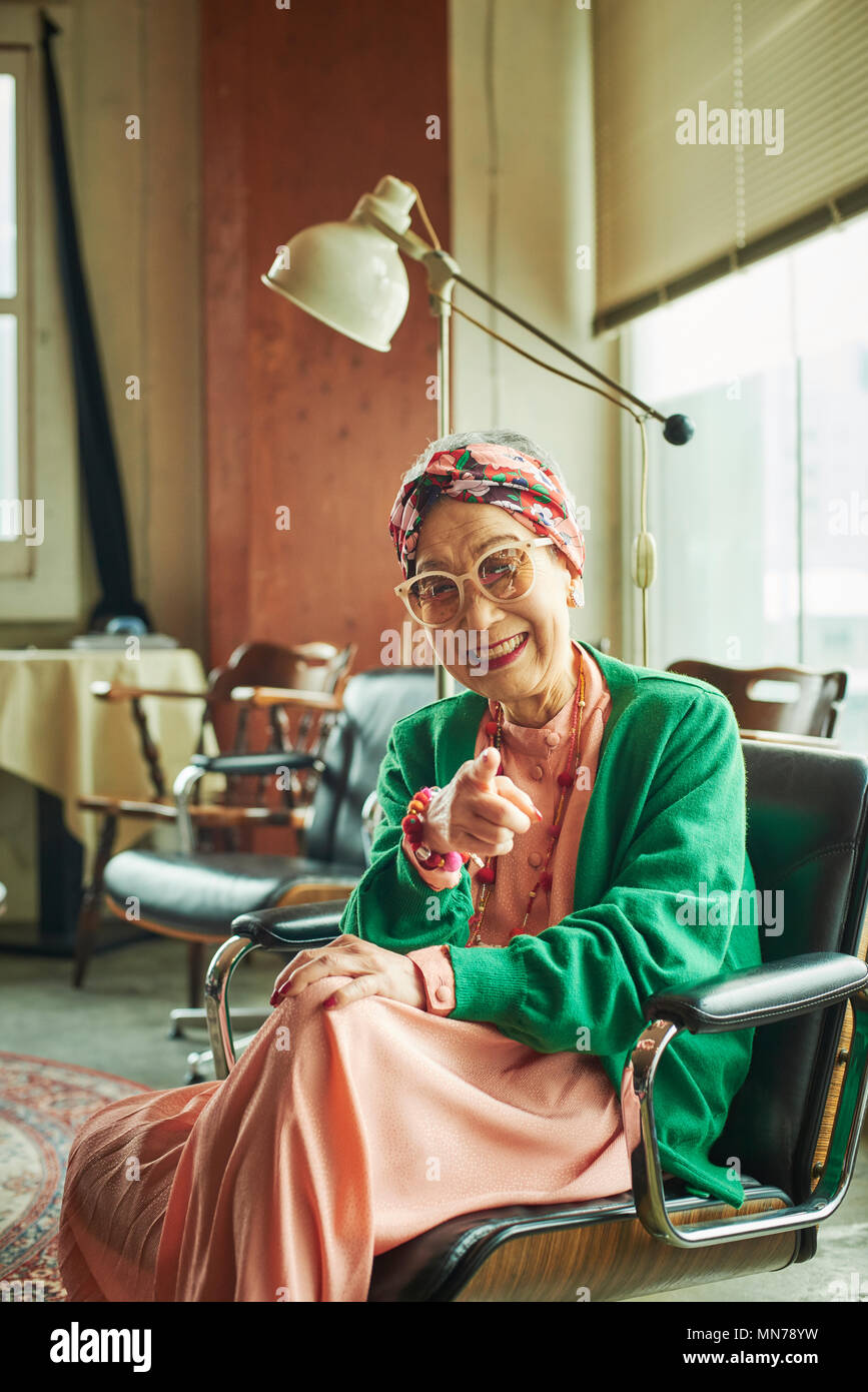Donna maggiore Foto Stock