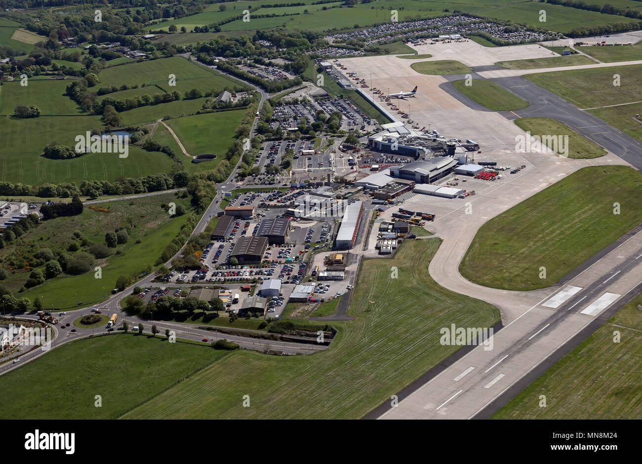 Vista aerea dell'Aeroporto Internazionale di Leeds Bradford, West Yorkshire Foto Stock