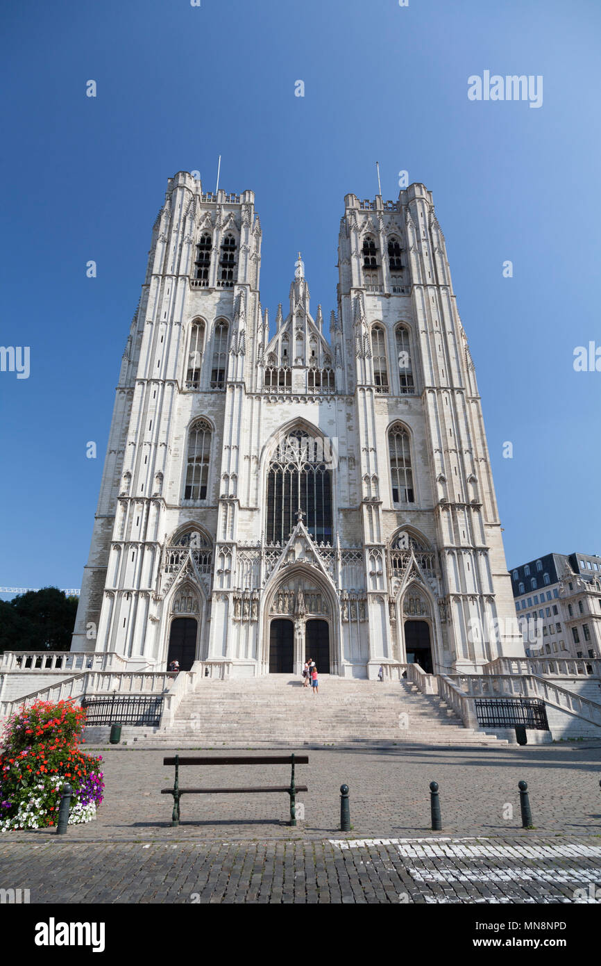 Il Belgio Bruxelles Cattedrale Di Stile Gotico Cathedrale St Michel San Michiels Kathedraal Foto Stock Alamy