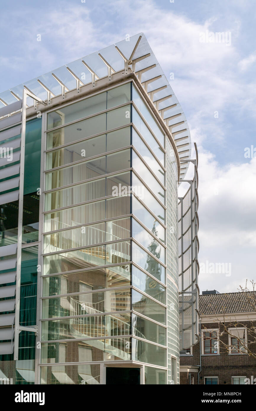 Il nuovo allegato della storica Kamerlingh Onnes edificio che ora in uso dall'Università di Leiden Foto Stock