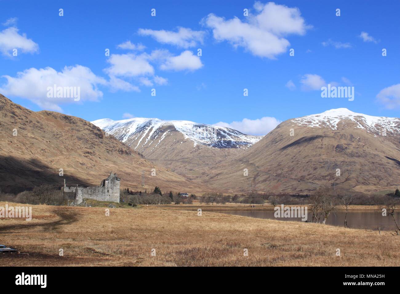 Castello in rovina, Kilchurn Castle in Scozia Foto Stock