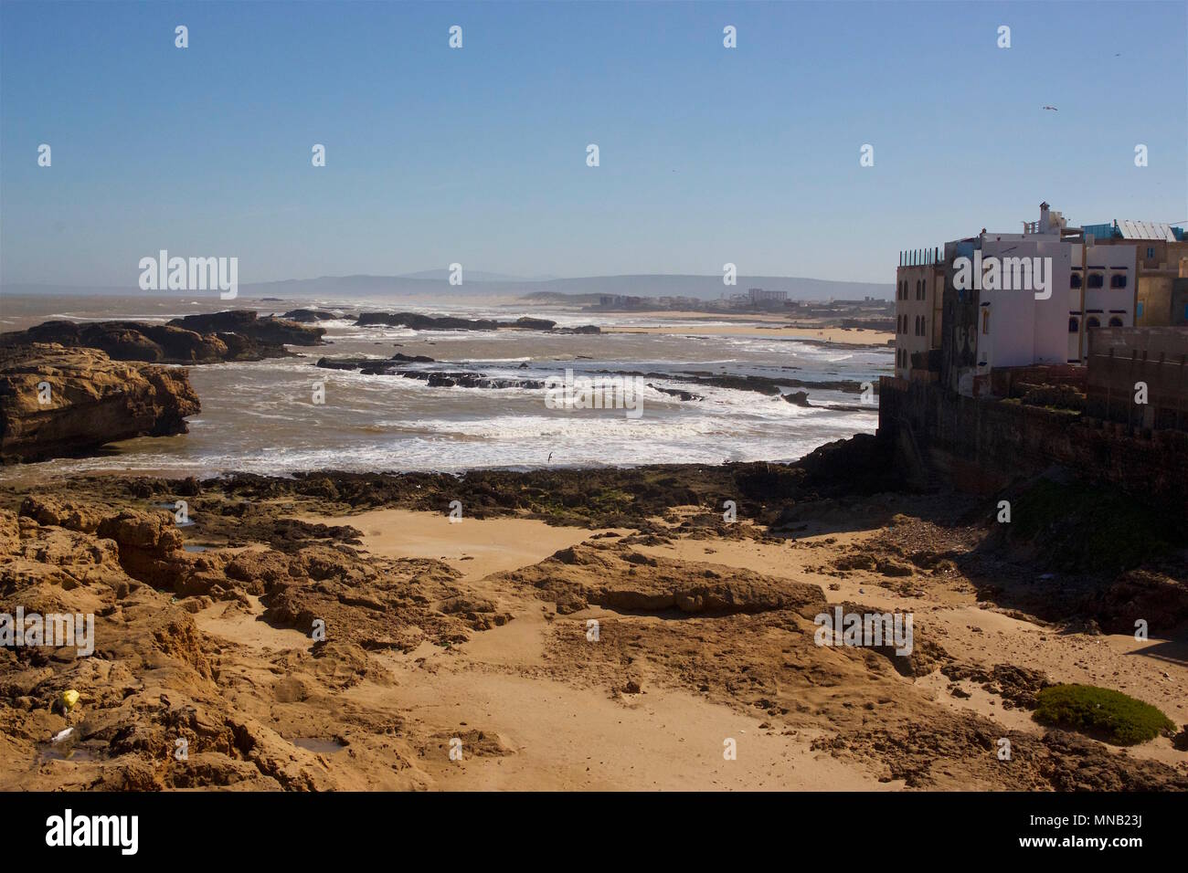 Essaouira le mura della città che si affaccia sull'Oceano Atlantico Foto Stock