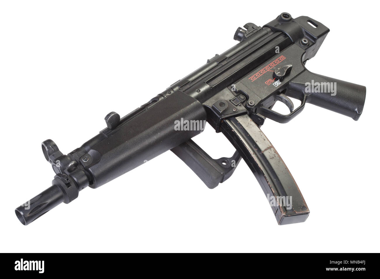 Mitragliatore MP5 isolato su bianco Foto Stock