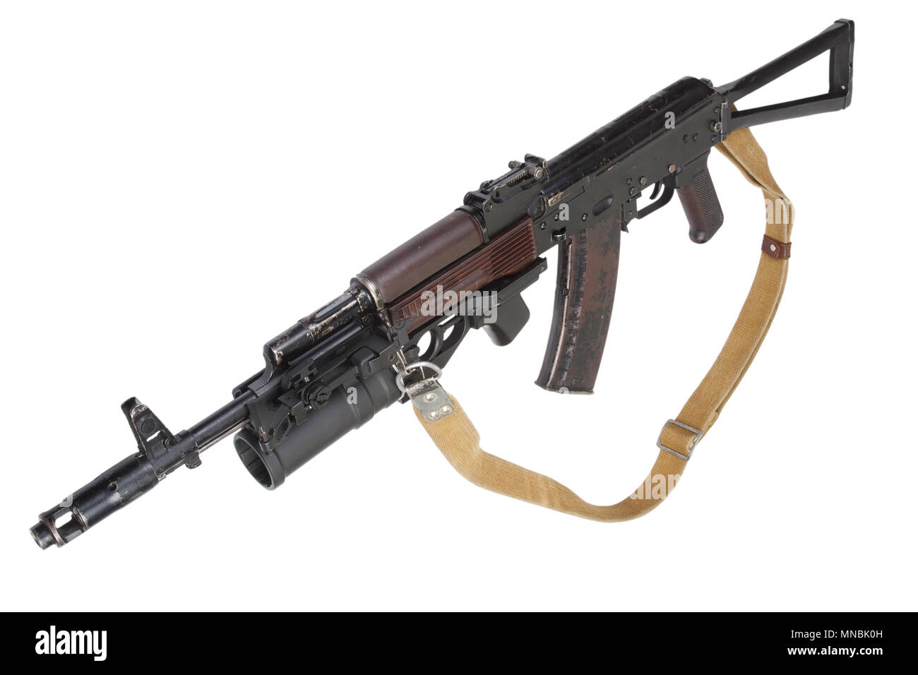 Kalashnikov AK con GP-25 lanciagranate isolato su bianco Foto Stock