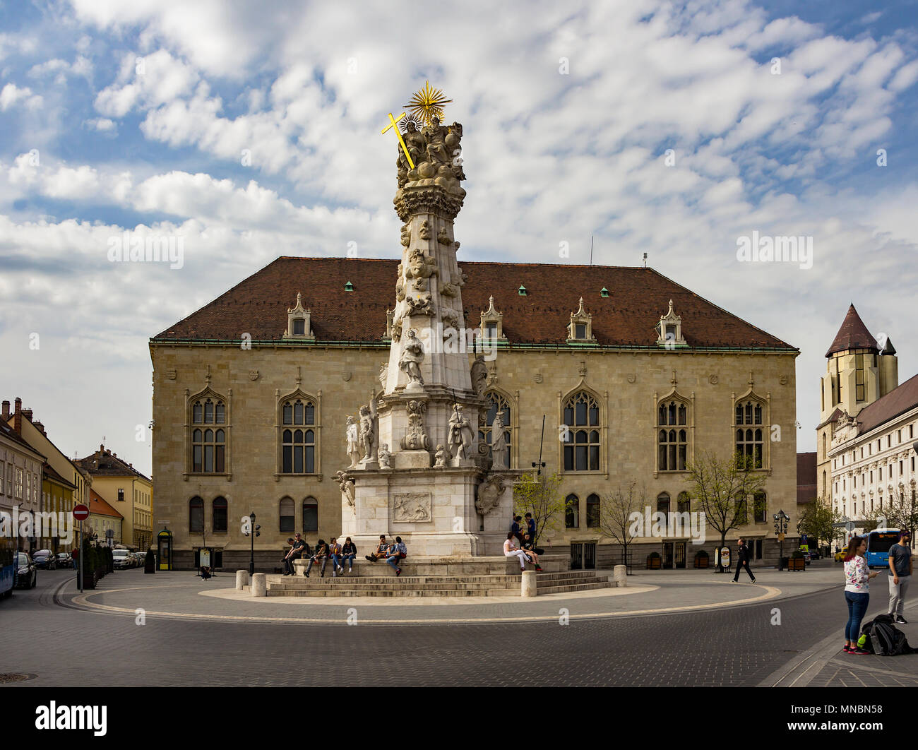 Budapest, Ungheria Santa Trinità piazza chiamata dopo la Trinità colonna, costruito tra il 1710-1713, dopo una grande peste. Il barocco di Philipp Ungleic Foto Stock