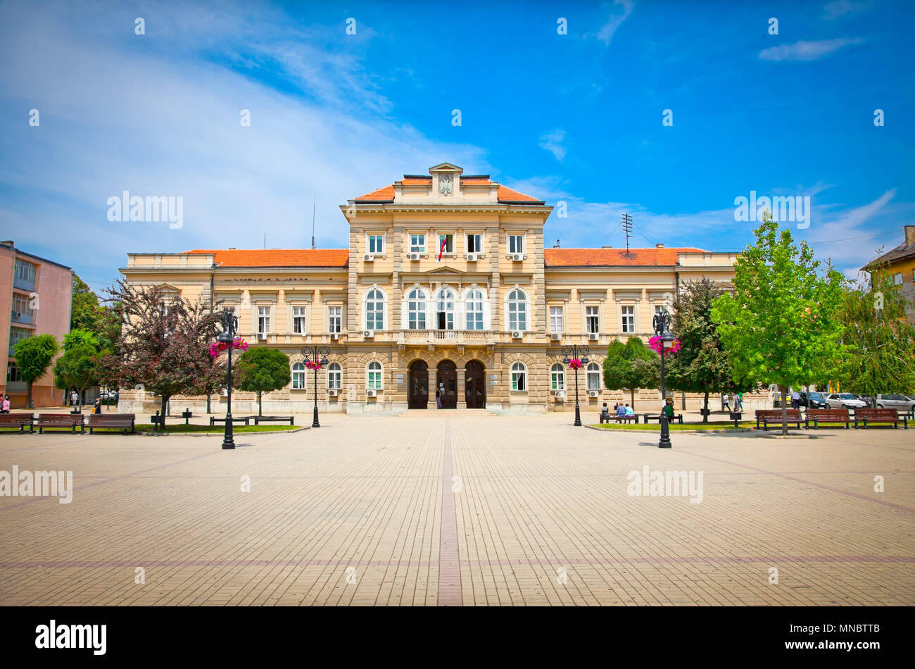 Assemblea comunale sulla piazza principale di Smederevo, Serbia. Foto Stock