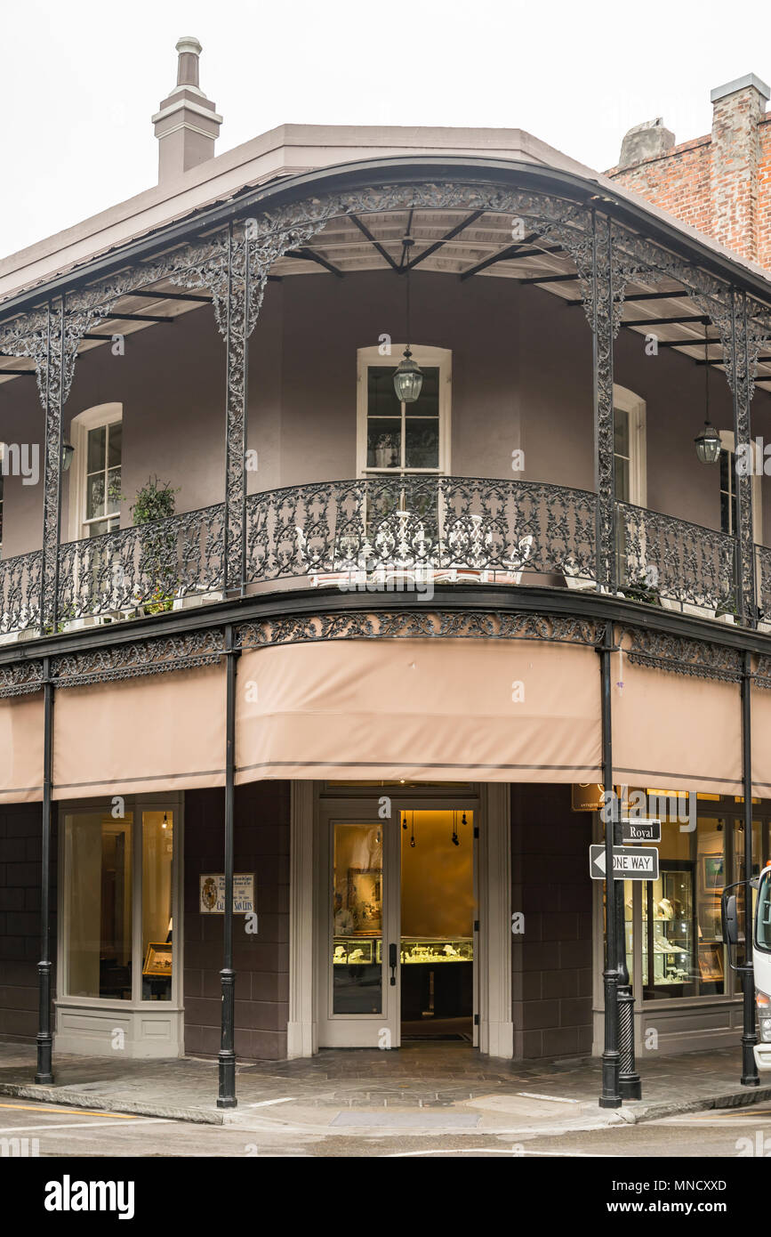 Edificio storico nel quartiere francese di New Orleans Foto Stock