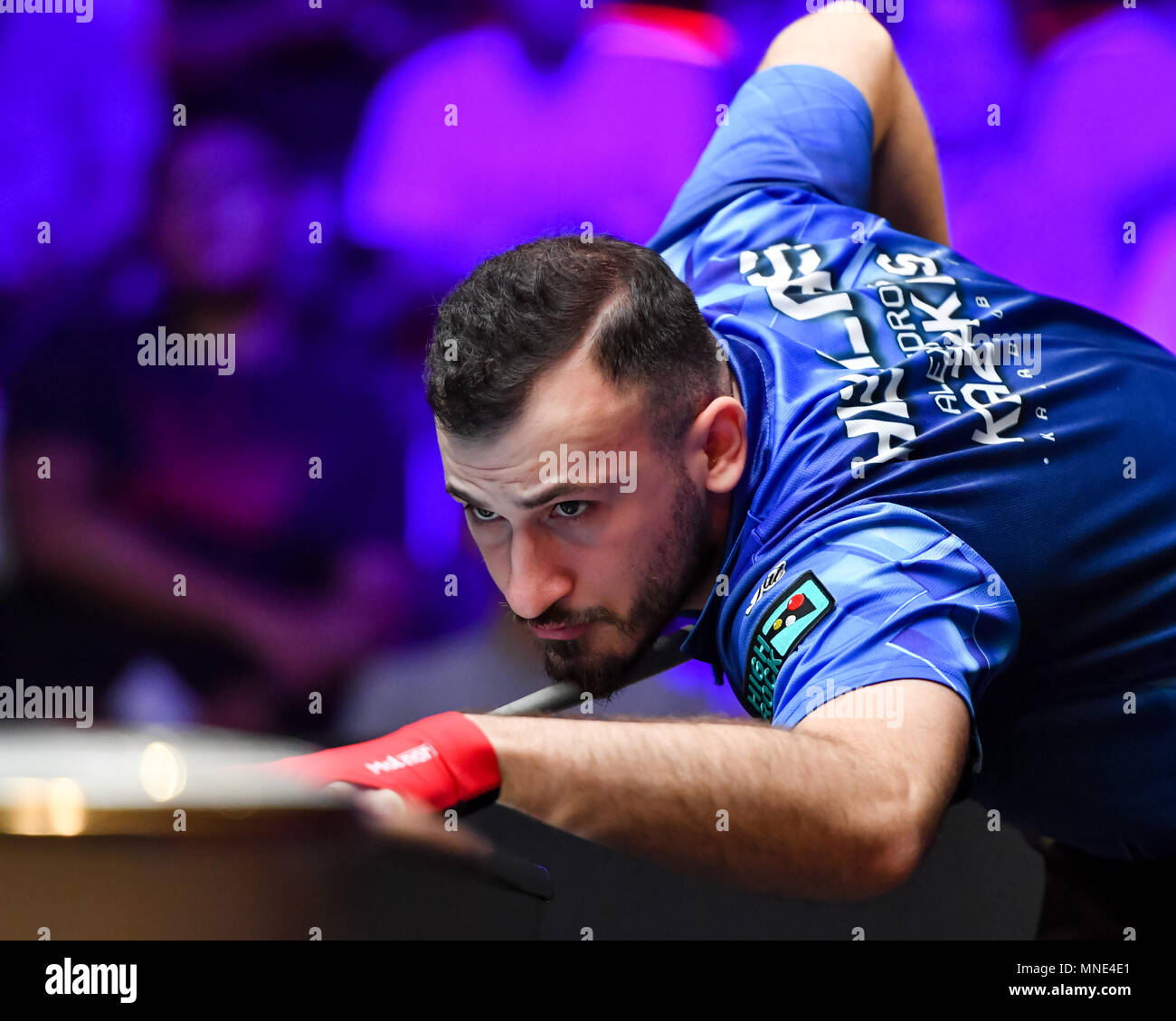 Shanghai, Cina. 16 Maggio, 2018. La Grecia del Alexander Kazakis durante la Coppa del Mondo di piscina 2018: Round 1 - Hong Kong vs Grecia in corrispondenza Luwan (palestra) Arena Mercoledì, 16 maggio 2018. SHANGHAI, Cina. Credito: Taka G Wu Credito: Taka Wu/Alamy Live News Foto Stock