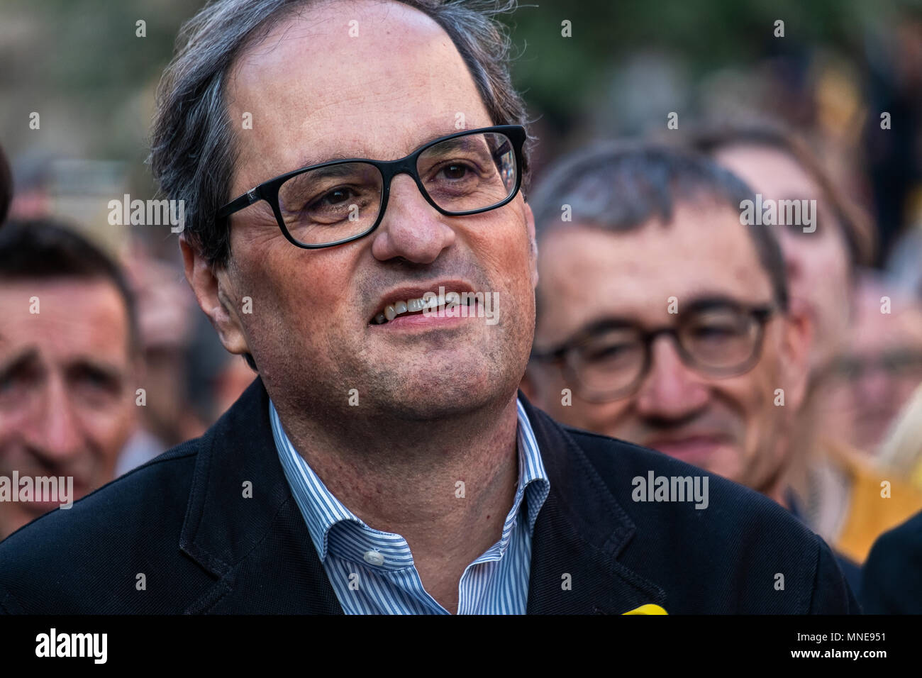 Quim Torra, Presidente della Generalitat de Catalunya durante la protesta di agire. Atto di protesta per chiedere la liberazione dei prigionieri politici Jordi Sànchez e Jordi Cuixart che sono stati in prigione per sette mesi. È la circostanza che è stato il primo atto in Catalogna del presidente-eletto della Generalitat Qim Torra chi ha partecipato al rally. Foto Stock