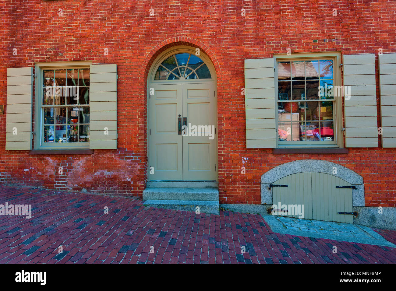 Salem, Massachusetts, STATI UNITI D'America - 14 Settembre 2016: questa novità negozio è situato in un edificio storico di Salem nel Massachusetts. Foto Stock