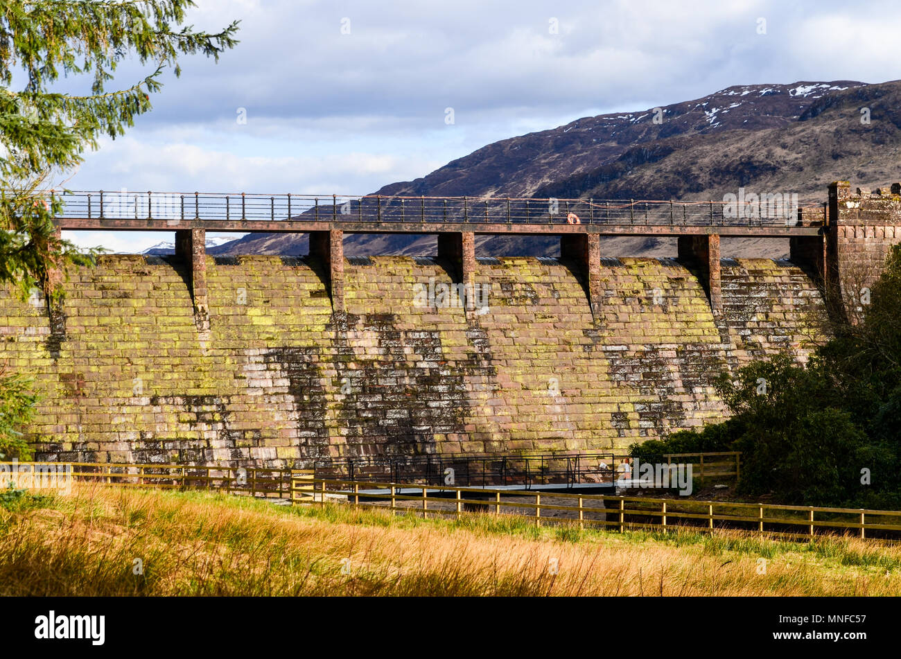 Loch Arklet dam Waterworks, il Trossachs, Scozia Foto Stock
