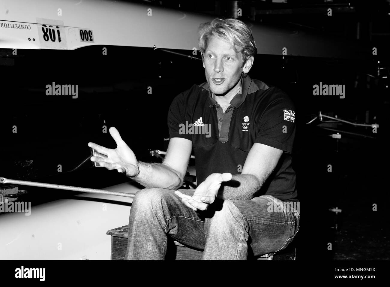 Andrew Triggs Hodge ha MBE - doppia medaglia d'oro olimpica e treble Campione del Mondo vogatore. Newham, Londra 2 Ottobre 2013 --- Image by © Paolo Cunningham Foto Stock