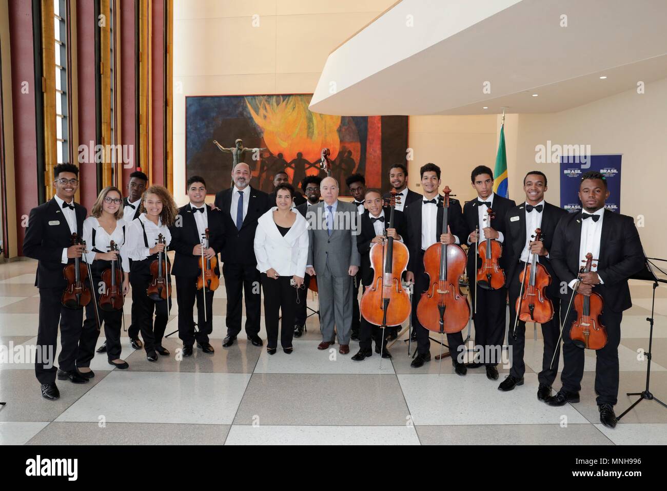 Nazioni Unite, New York, Stati Uniti d'America, 17 maggio 2018 - Brasiliano ambasciatore presso l'ONU Mauro Vieira durante il brasiliano del concerto di musica classica dal gruppo Gioventù Camerata di Rio de Janeiro oggi presso la sede delle Nazioni Unite a New York City. Foto: Luiz Rampelotto/EuropaNewswire | Utilizzo di tutto il mondo Foto Stock