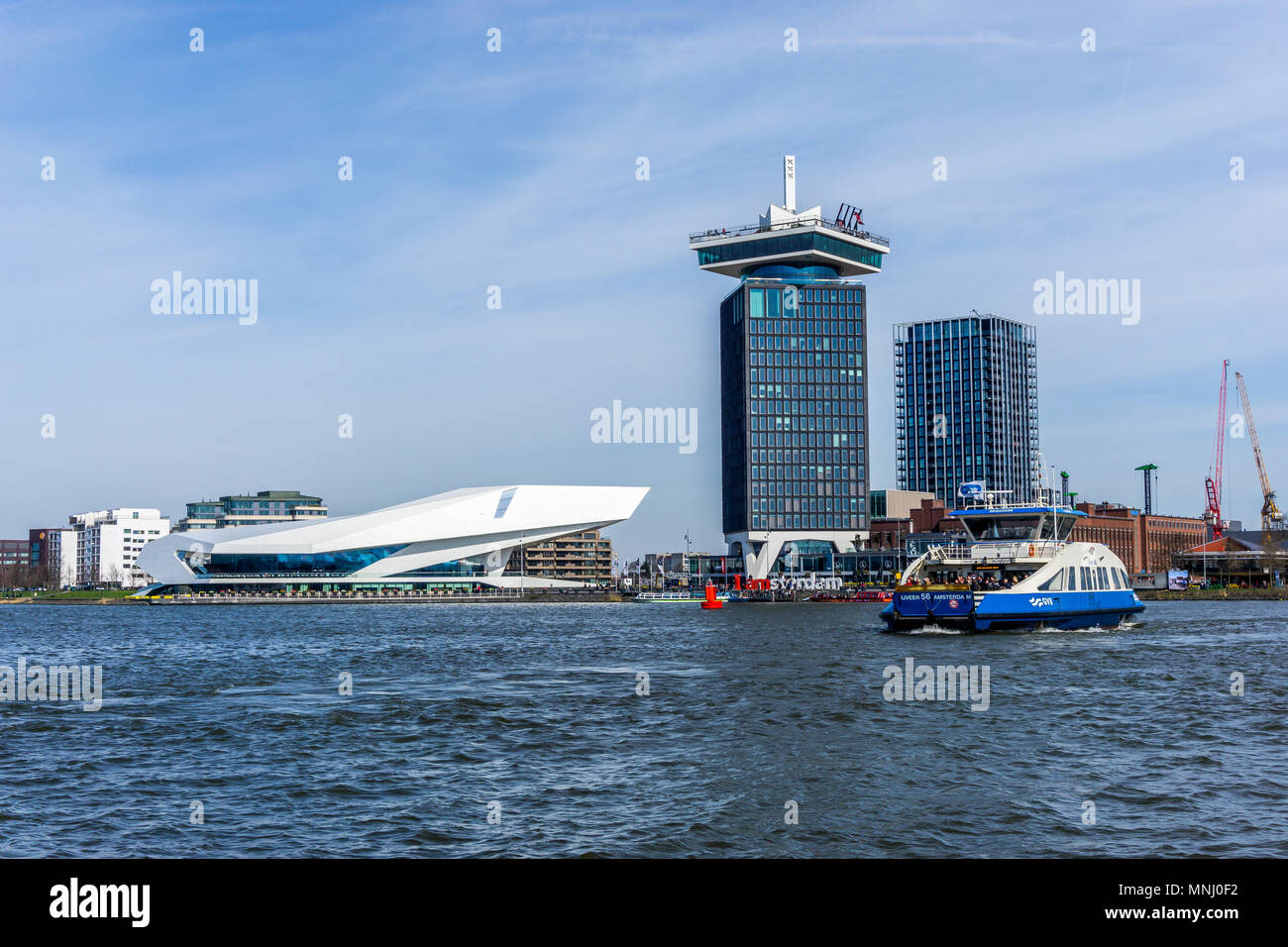 Fiume Ij, Amsterdam, Paesi Bassi, l'Europa. Foto Stock