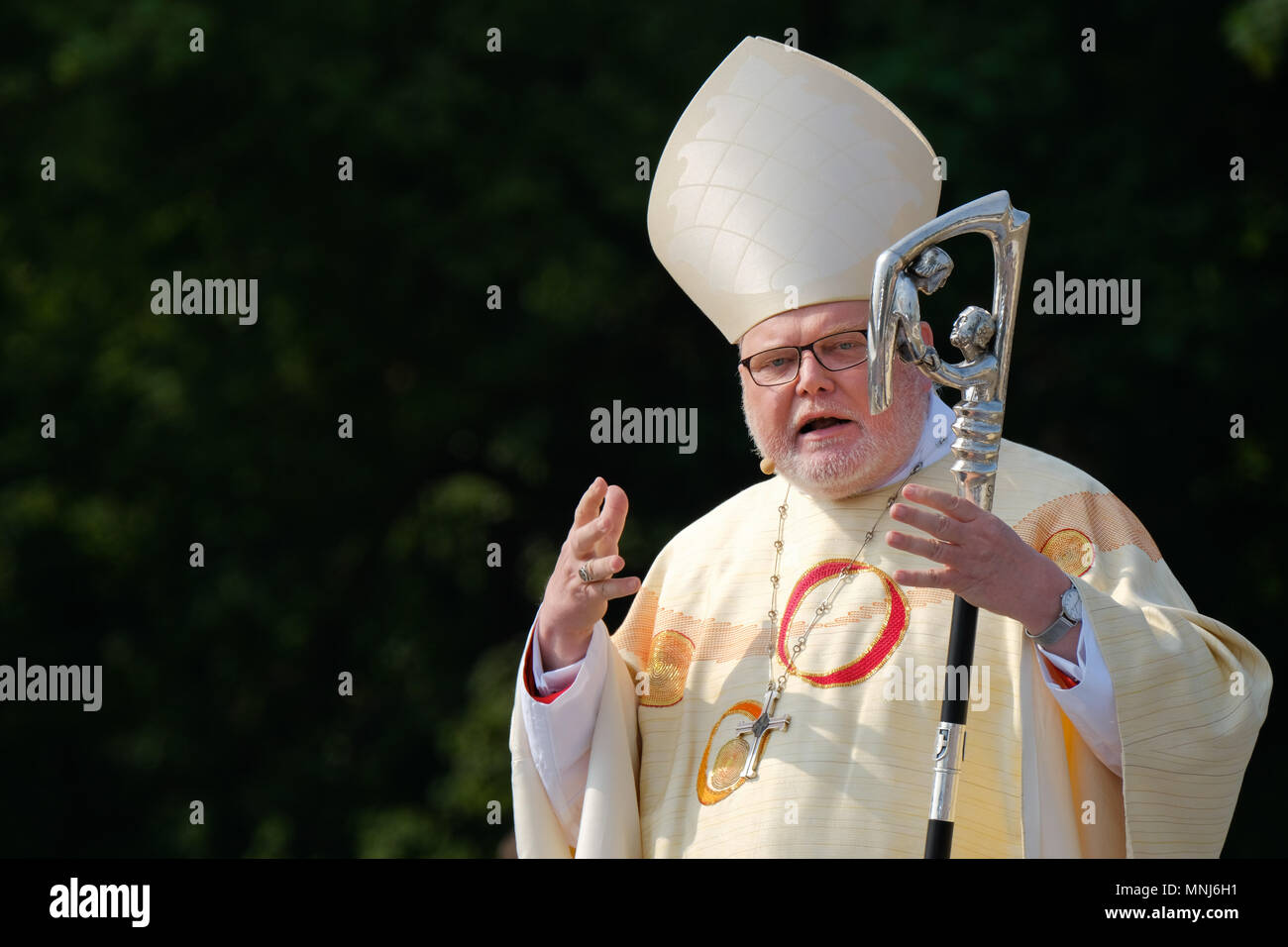 Cattolica romana il Cardinale Reinhard Marx, presidente della cattolica conferenza episcopale tedesca, durante la 101st Katholikentag nel 13 maggio 2018 a Münster, Germania Foto Stock