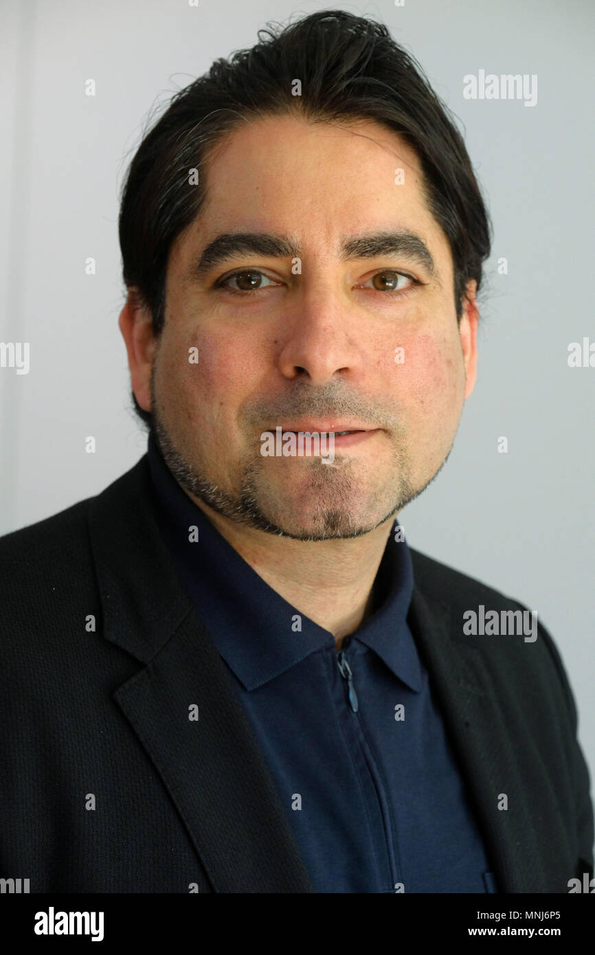 Il sociologo islamica il prof. Mouhanad Khorchide, professore di religione islamica Educazione presso il Centro di Studi religiosi (CRS) presso la Westfälische Wilhelms-Universität a Muenster (Münster), Germania Foto Stock