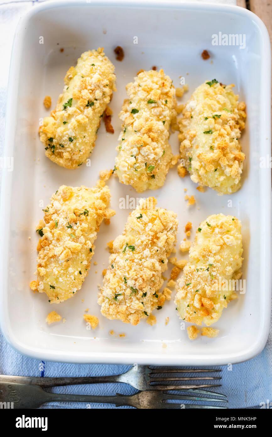 Crocchette di patate. Soffice purea di patate con rivestimento croccante. Foto Stock