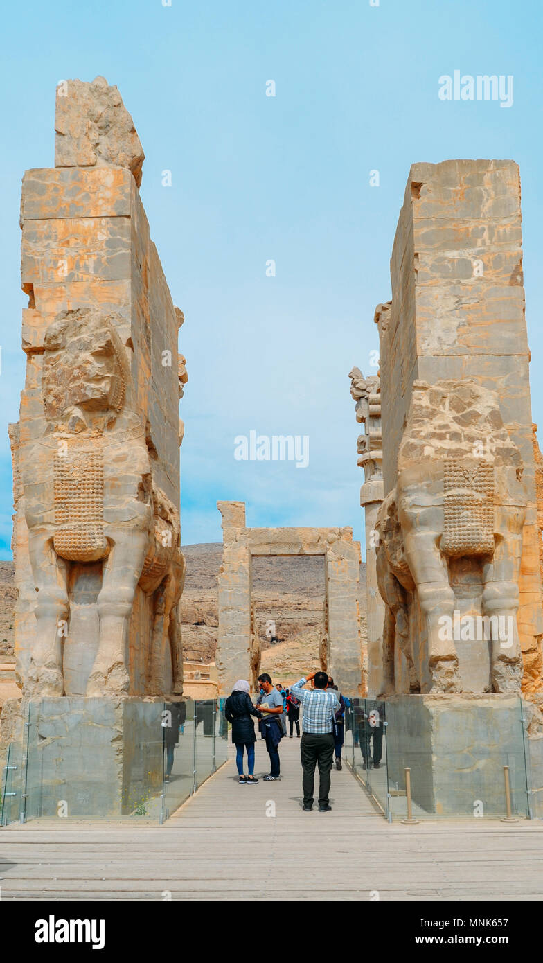Testa di cavallo statue. Persepoli era il cerimoniale di capitale dell'Impero achemenide Foto Stock