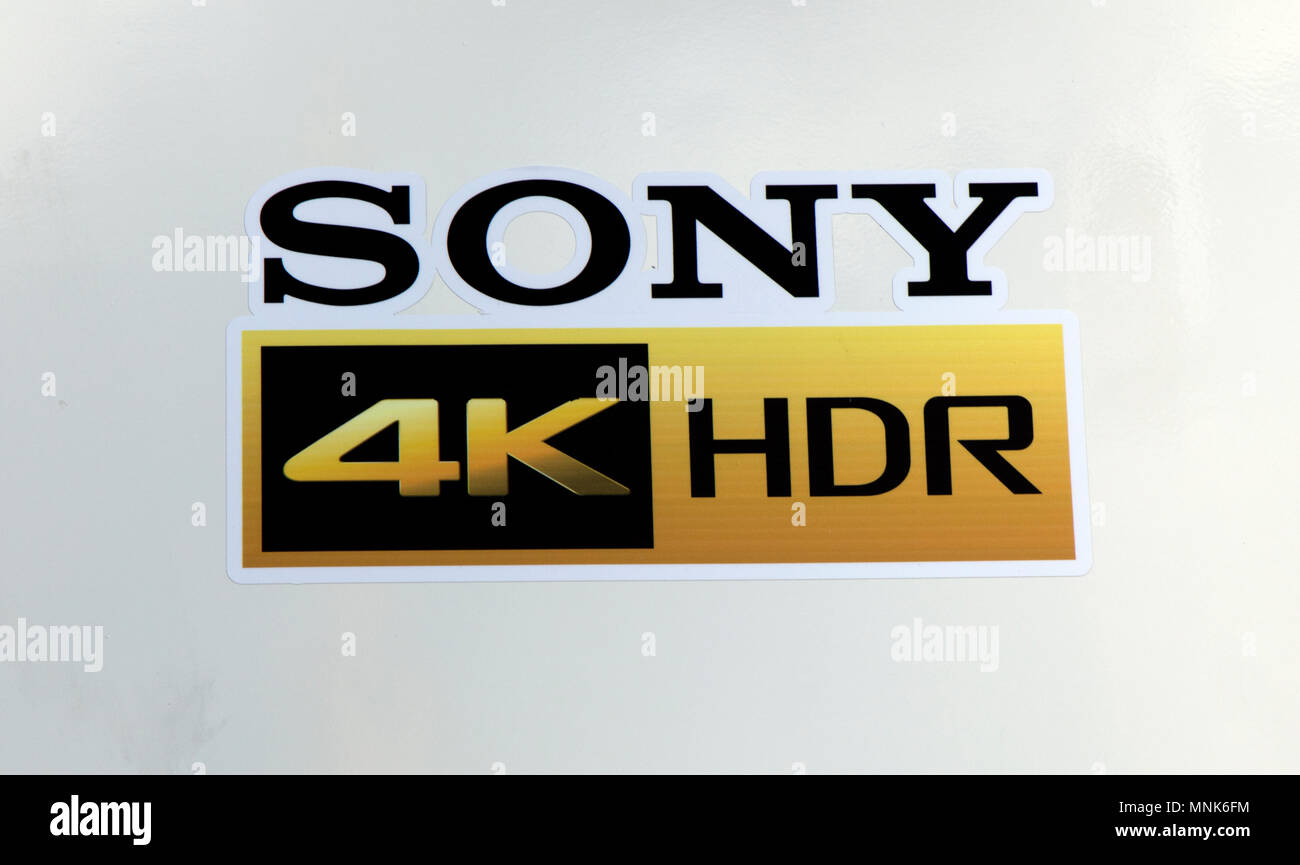 Amsterdam, Paesi Bassi - 15 settembre 2017: Sony 4K HDR lettere su una parete bianca Foto Stock