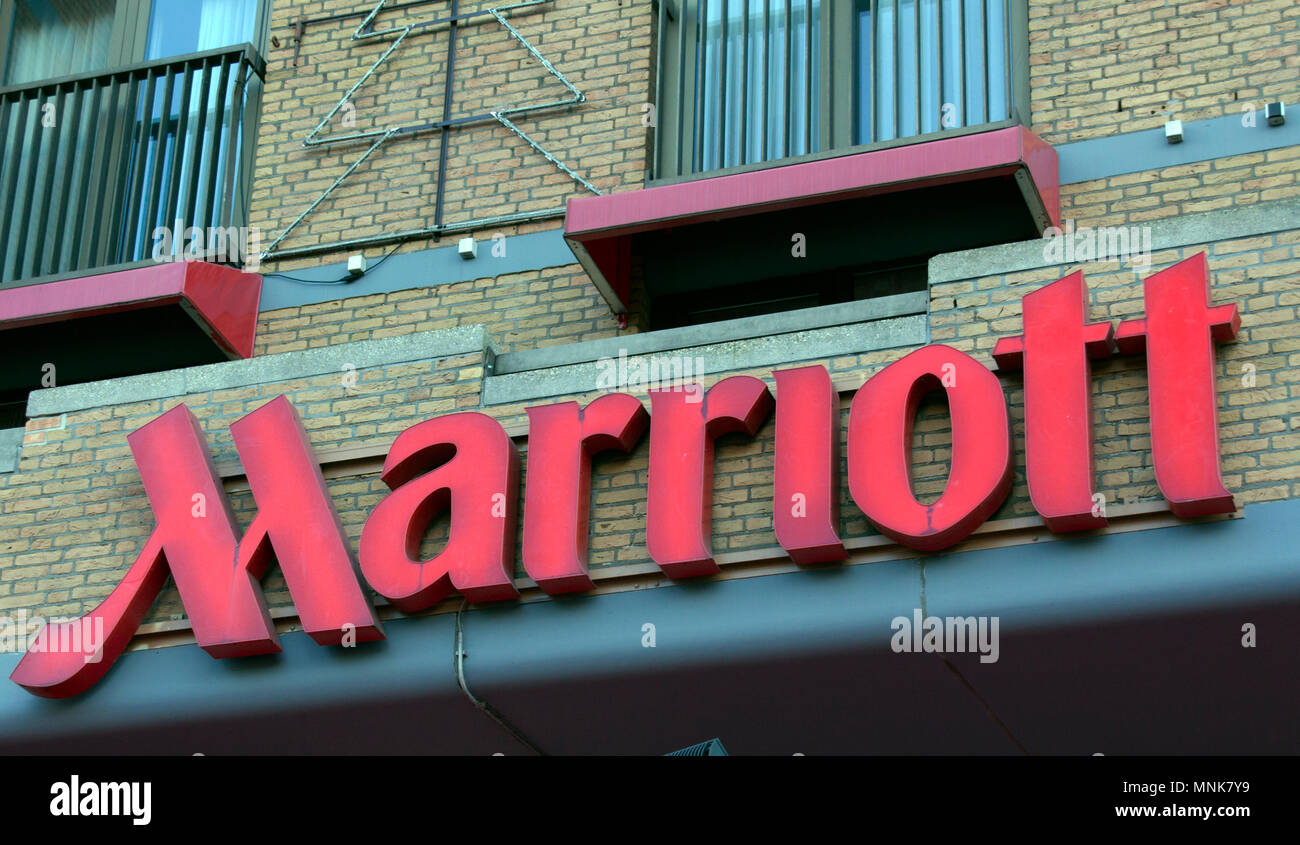 Amsterdam, Paesi Bassi-dicembre 13, 2015: Marriott International Hotel in Amsterdam Foto Stock