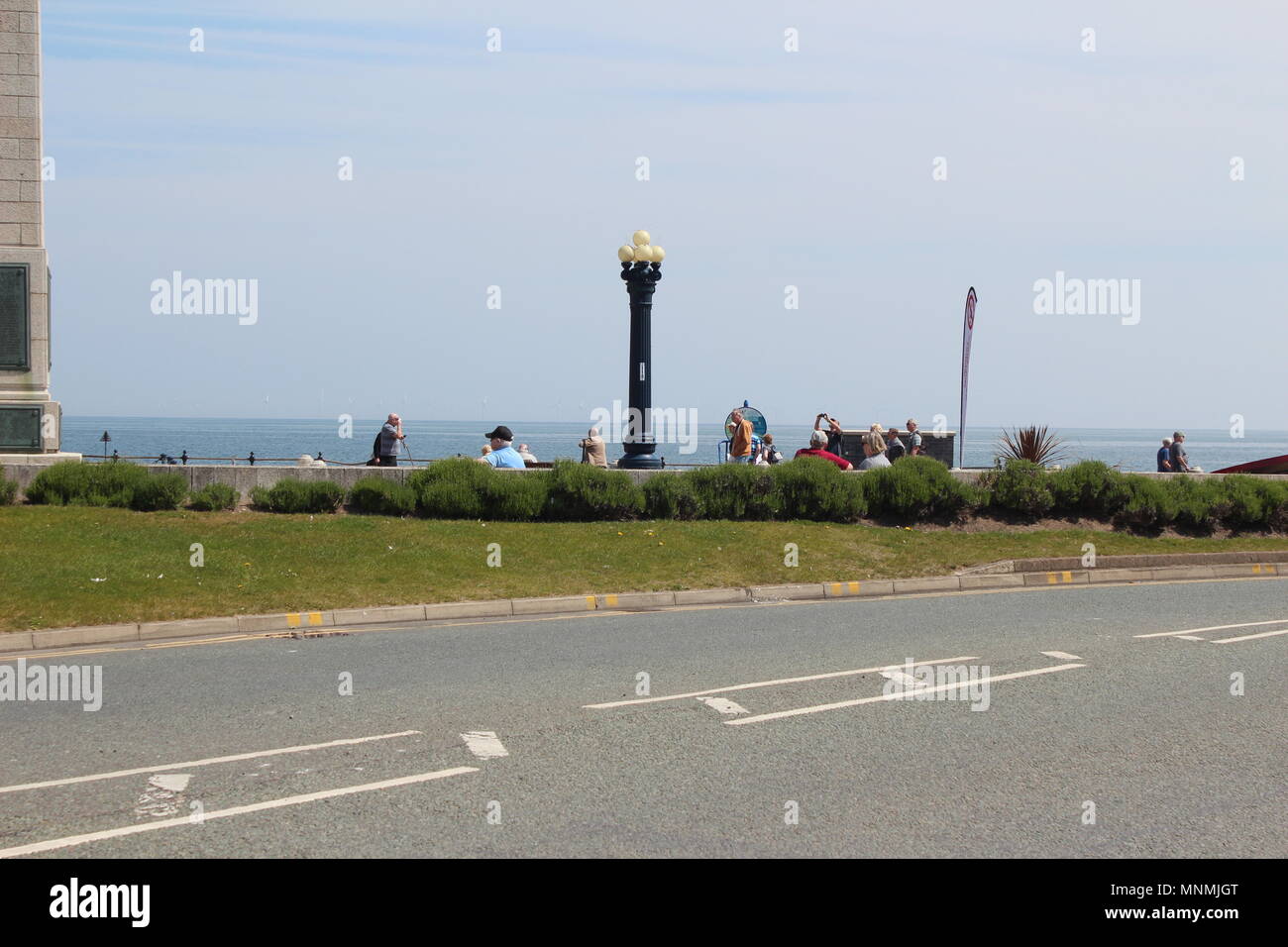 Llandudno, Galles, UK. Venerdì 18 Maggio 2018. Regno Unito Meteo. Per coloro che godono di una splendida giornata di sole splendente, sarà adry e fine pomeriggio con lunghi incantesimo di sole. Le temperature sono attesi per raggiungere 17c Credito: michael clarke/Alamy Live News Foto Stock