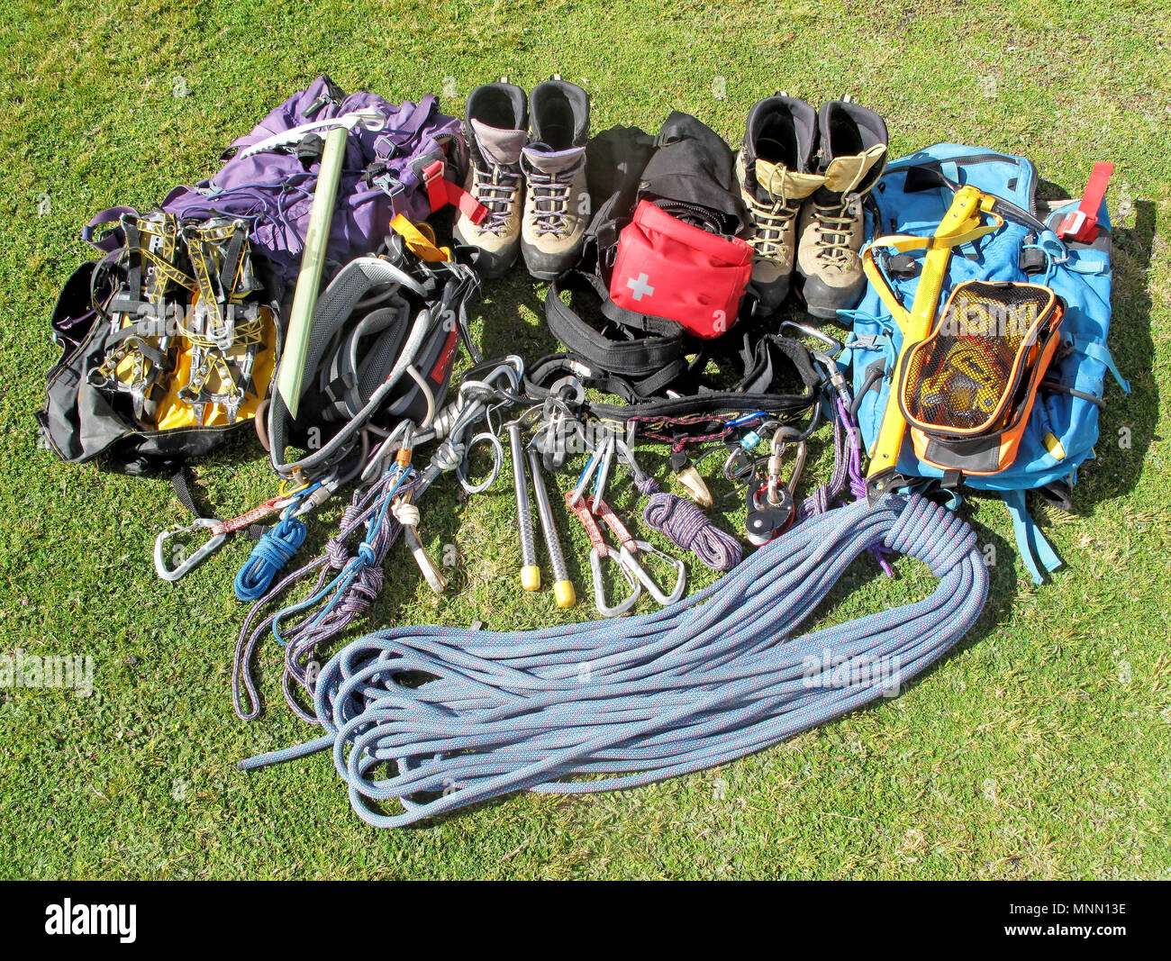 Attrezzatura alpinistica immagini e fotografie stock ad alta risoluzione -  Alamy