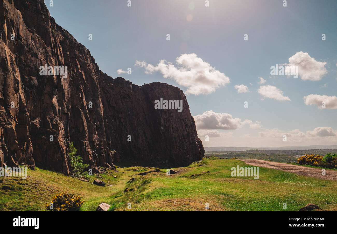 Rupi assolate di Edimburgo, Scozia Foto Stock