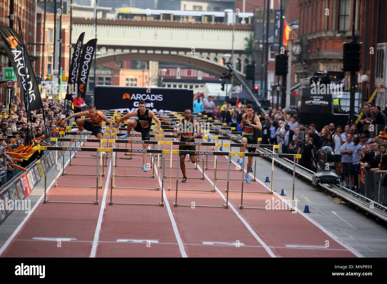 Manchester, Regno Unito. 18 Maggio, 2018. Guide di scorrimento con Damian Cyzkier, David King, Andrew Pozzi e Aries Merritt prendere parte alla 110m ostacoli al Arcadis grande città giochi, Manchester,18 Maggio, 2018 (C)Barbara Cook/Alamy Live News Foto Stock