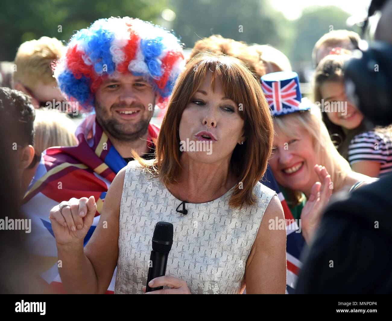 Kay Burley durante il Royal Wedding in Windsor, Regno Unito. Credito: Finnbarr Webster/Alamy Live News Foto Stock