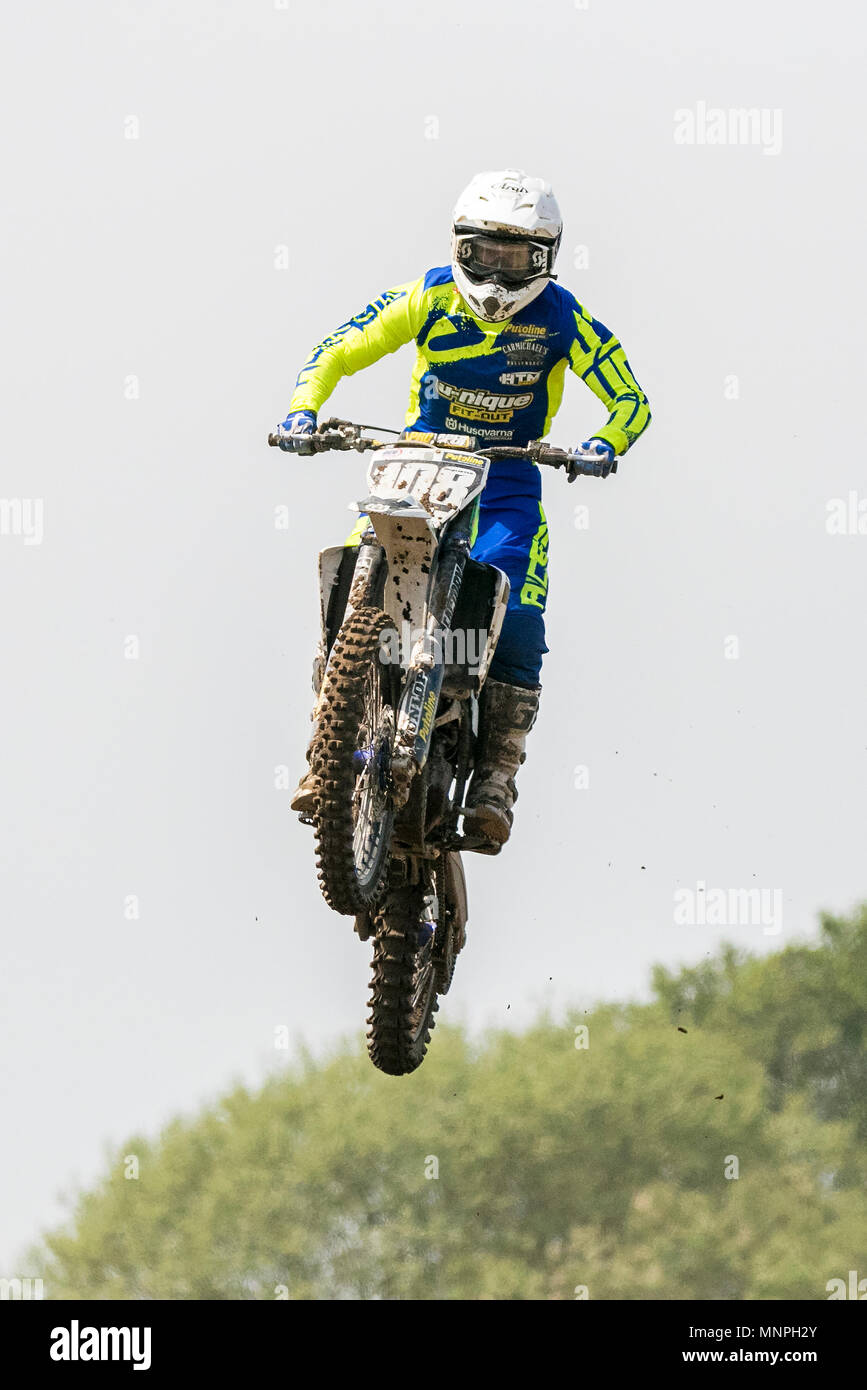 Lancashire, Regno Unito, 19 maggio 2018. Cittadini MX Motocross, Dock Preston, Lancashire. Il 19 maggio 2018. La crema della British Motocross talento sarà tenuto al circuito a Preston Docks nel Lancashire per un week-end della Michelin MX cittadini. Il "cittadini" offre un intero weekend di gare con 26 gare su due giorni e le classi di servizio catering per SW/BW 85, MXY1 e 2, MX1 e MX2 Clubman destra attraverso la Pro MX1 e MX2 'più veloce 40'; lo stadio è impostato per un'azione-ricco programma del campionato britannico racing alla sommità del suo gioco. Credito: Cernan Elias/Alamy Live News Foto Stock