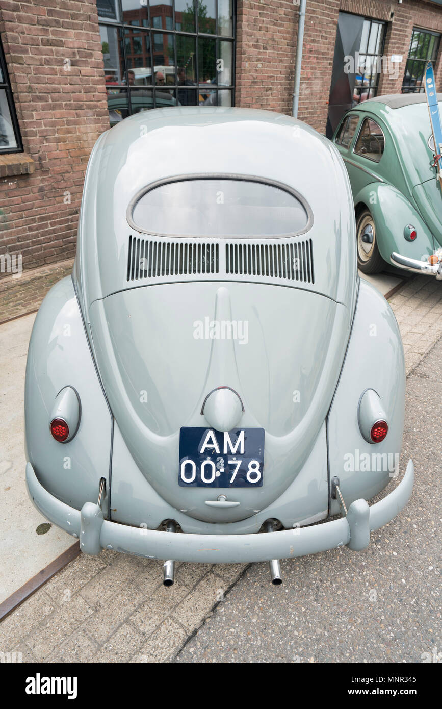 Vintage, retro Volkswagen VW Transorters Foto Stock