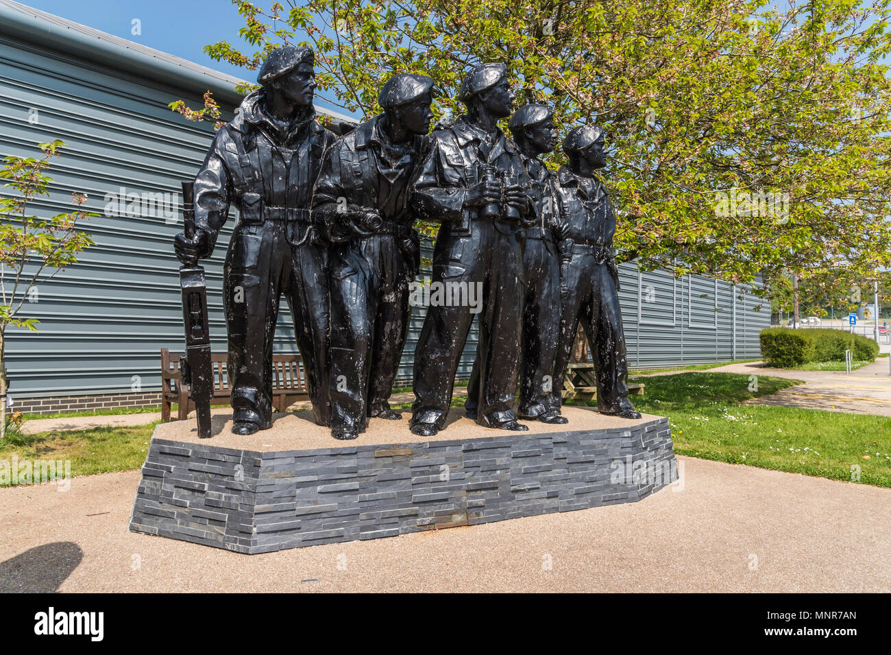 Equipaggio serbatoio memorial statue Bovington Camp Tank Museum Foto Stock