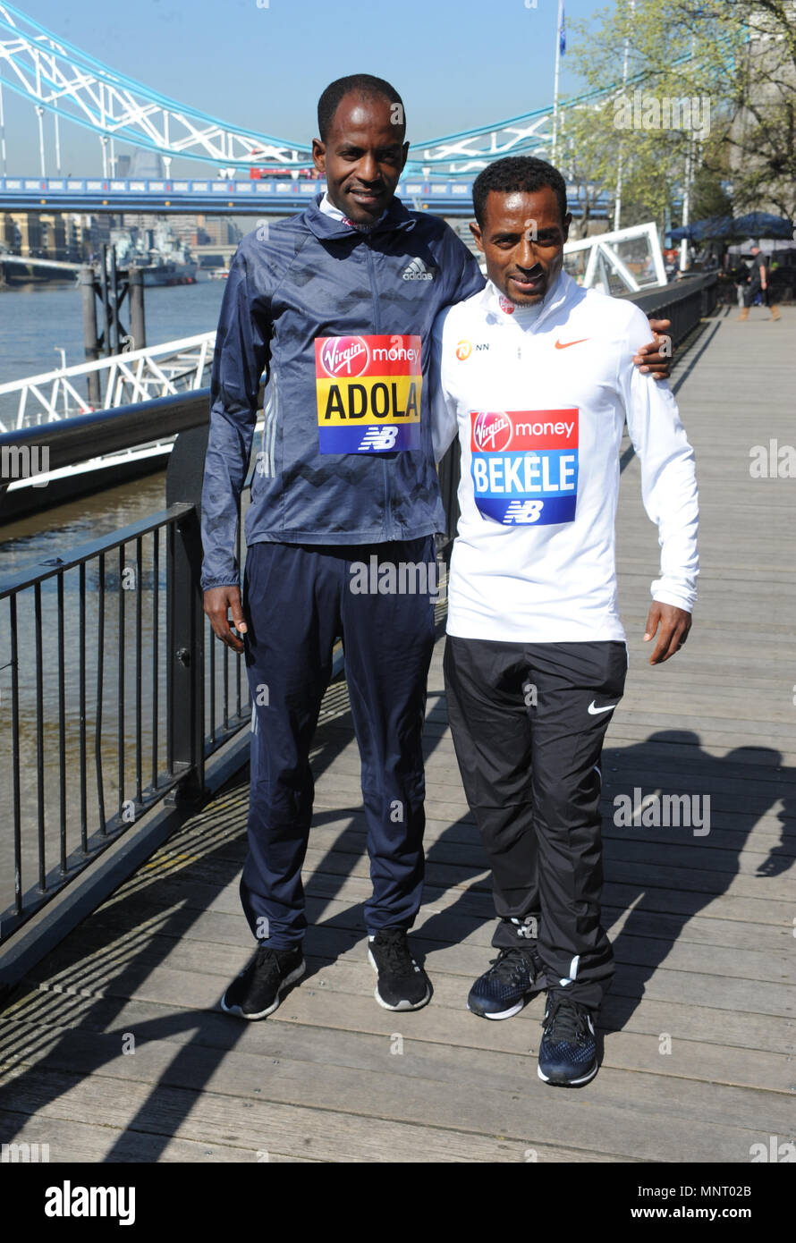 Maratona di Londra Elite Uomo photocall 2018 photocall al Tower Hotel in Londra dotata: Kenenisa Bekele, Guye Adola dove: Londra, Regno Unito quando: 19 Apr 2018 Credit: WENN.com Foto Stock