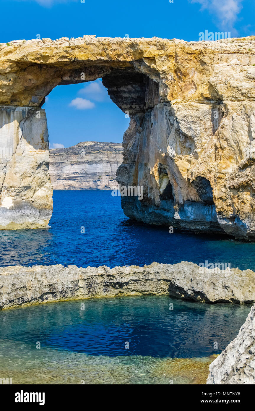 Azure Window o finestra di Dwejra e Blue Hole, Gozo, Malta, Mar Mediterraneo, Oceano Atlantico Foto Stock