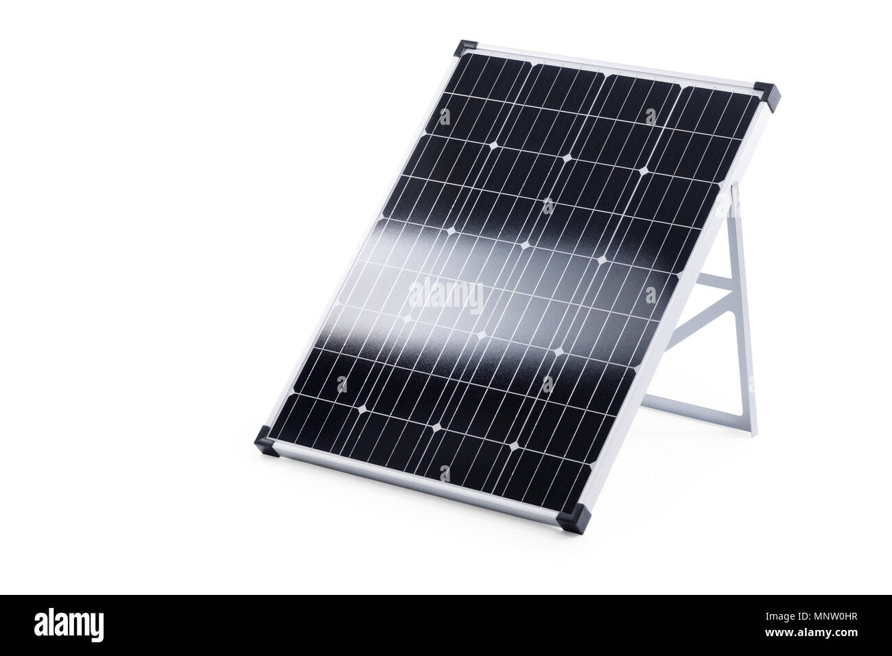 Portable 100 Watt pannello solare con celle solari cristalline isolato su sfondo bianco con un tracciato di ritaglio Foto Stock
