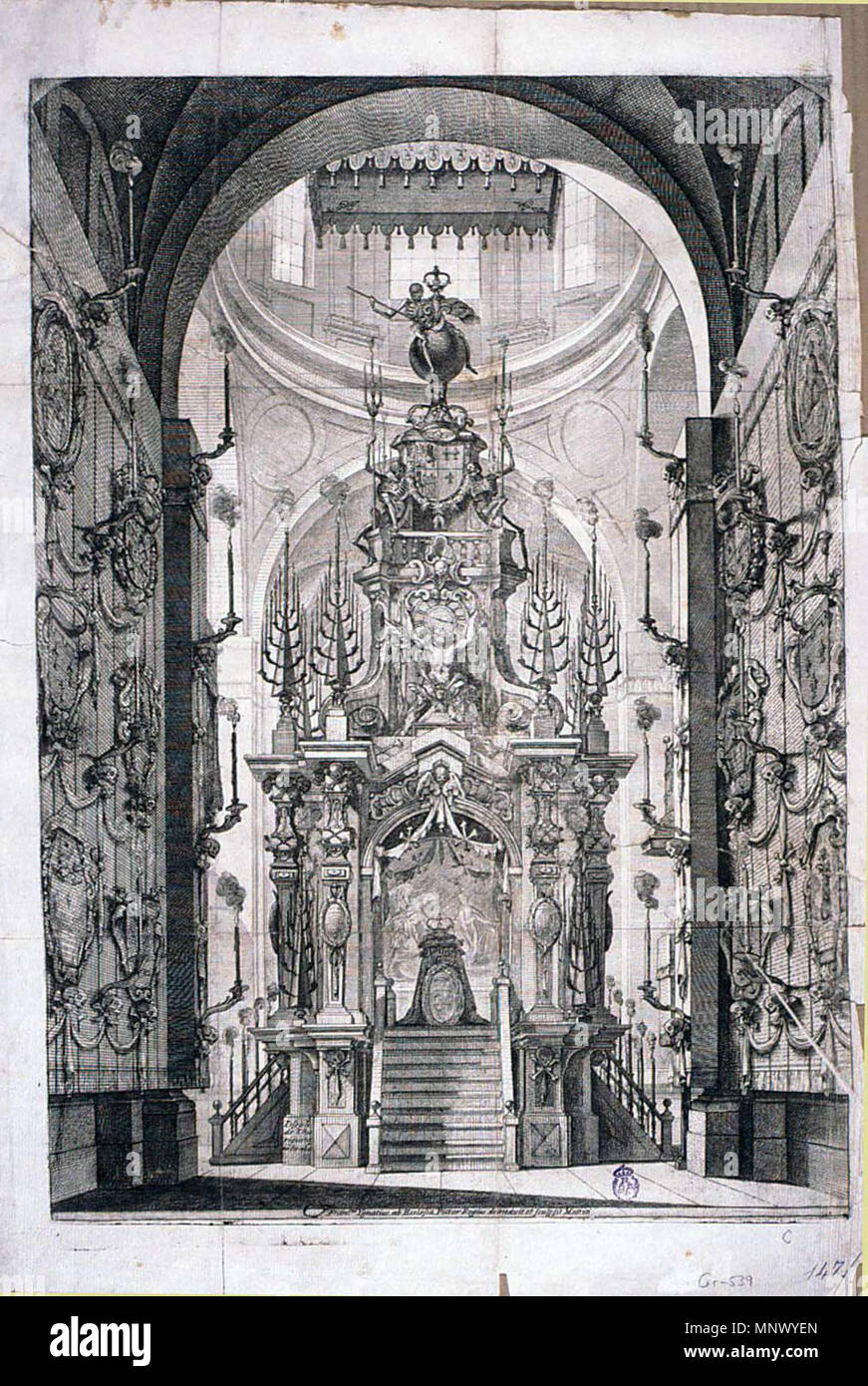 . Español: Túmulo levantado en la iglesia de la Encarnación para las exequias de la reina M.ª Luisa de Orleans, inscripción: Ioseph de Churiguera inbento; Francus. Ygnatius ab Ecclesia Pictor Regius delineavit et sculpsit Matriti. Ilustración de: Noticias historiales de la Enfermedad, Muerte y Exequias de... D.ª María Luisa de Orleans..., por Juan de Vera Tassis y Villaroel. Madrid, 1690. 1690. Francisco Ignacio Ruiz de la Iglesia (1649-1704) nomi alternativi Francisco Ignacio Ruiz de la Iglesia; Ignacio Ruiz de la Iglesia; Ruiz de la Iglesia; Francisco Ignazio Ruiz de la Iglesia Descr Foto Stock