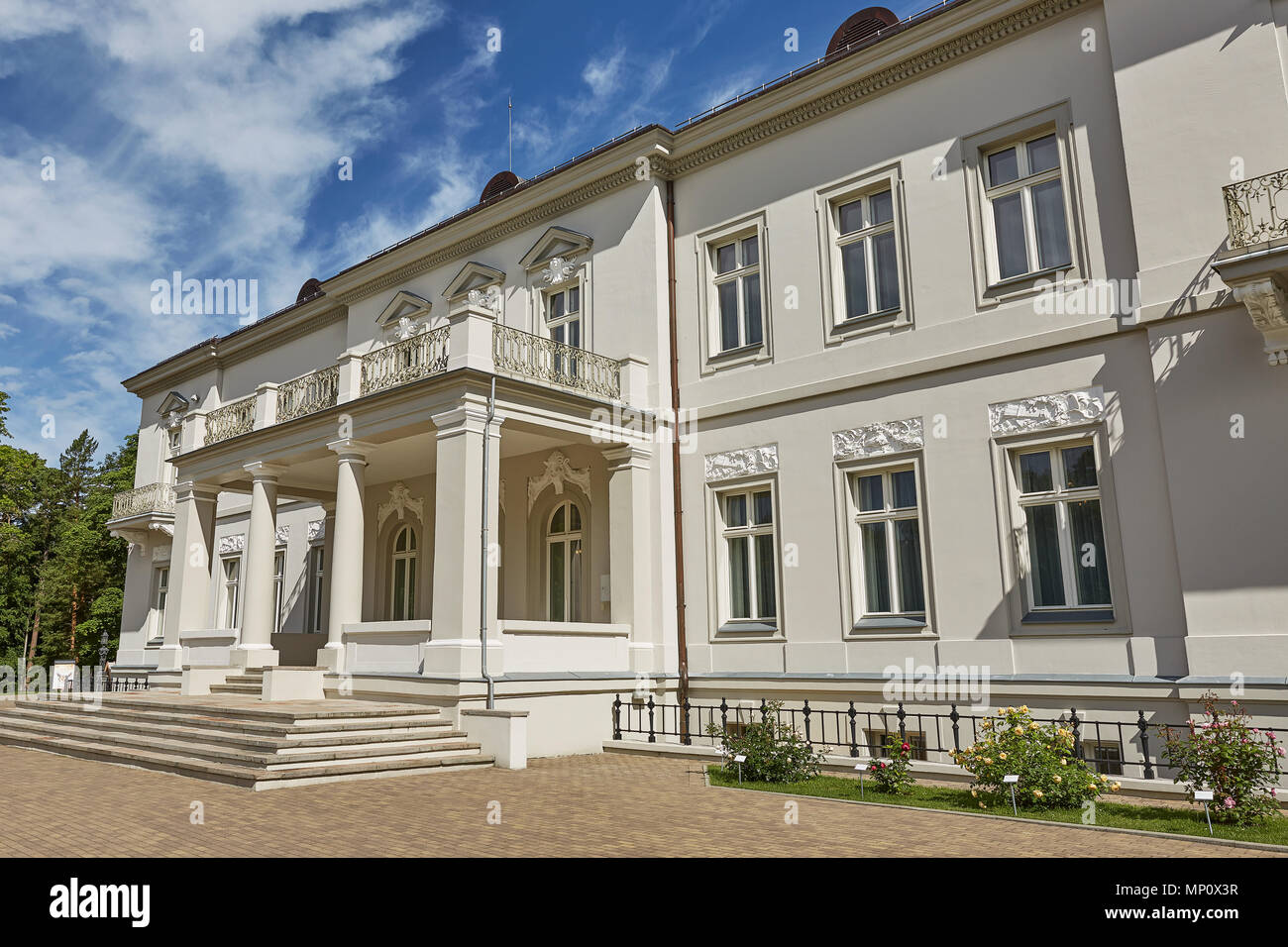 PALANGA, Lituania - Luglio 05, 2017: Bella Palanga Museo ambra in Tiskeviciai Palace e il Giardino Botanico di Palanga, Lituania. Foto Stock